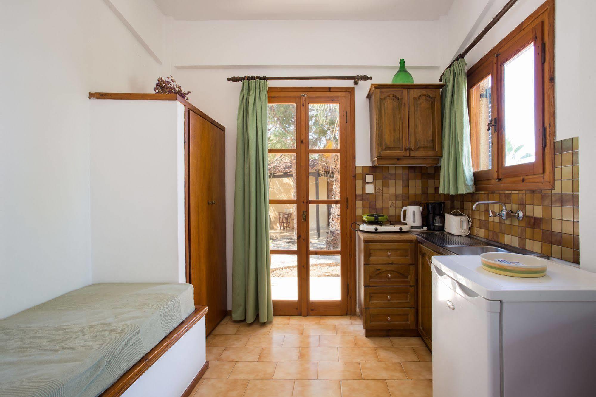 Monemvasia Village Экстерьер фото